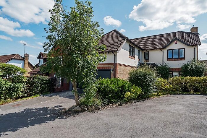 5 Bedroom Detached House To Rent In Edwards Meadow, Marlborough, SN8