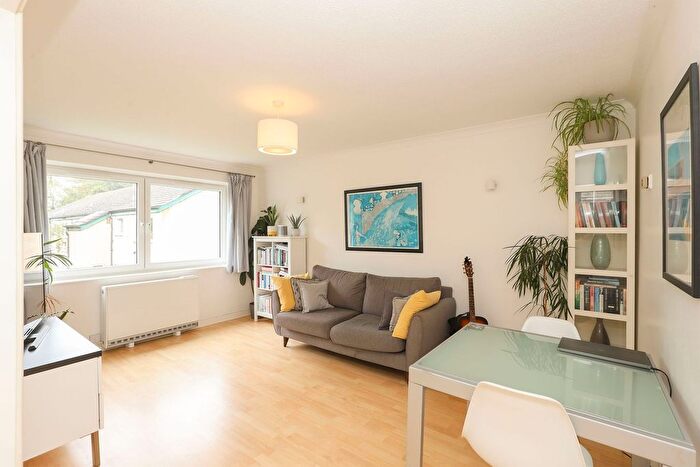 2 Bedroom Flat For Sale In Ranmoor View, Fulwood Road, Sheffield, S10