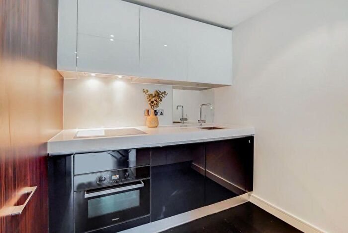 1 Bedroom Flat For Sale In Apartment, Moore House, Gatliff Road, London, SW1W