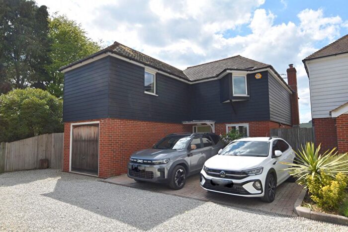 4 Bedroom Detached House For Sale In Marchant Mews, Newington, Folkestone, CT18