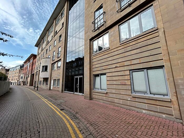 2 Bedroom Apartment To Rent In St Stephens Mansions, Mount Stuart Square, Cardiff Bay, CF10
