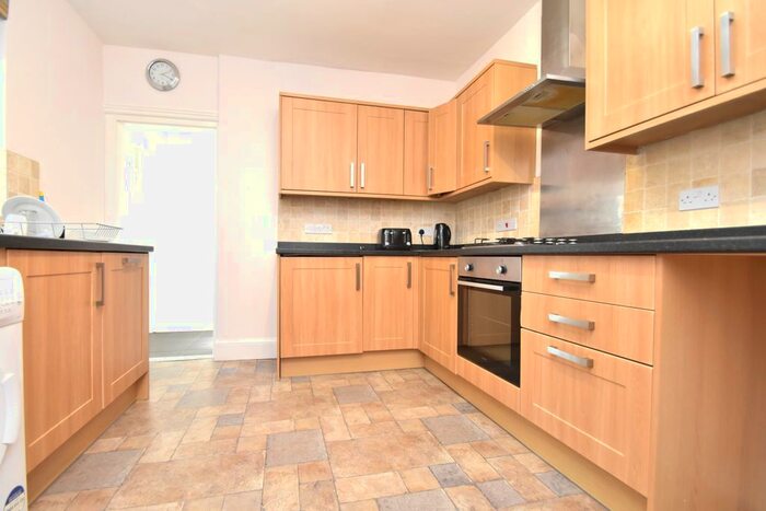 3 Bedroom Terraced House To Rent In Boulton Road, Southsea, PO5