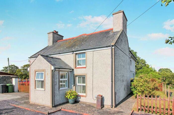 4 Bedroom Detached House For Sale In Llanddeusant, Holyhead, LL65