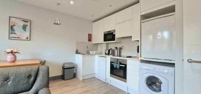 1 Bedroom Apartment To Rent In High Road, Wembley, HA9