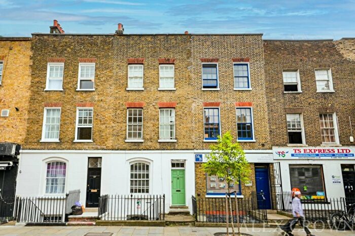 4 Bedroom Flat To Rent In New Road, Whitechapel, E1