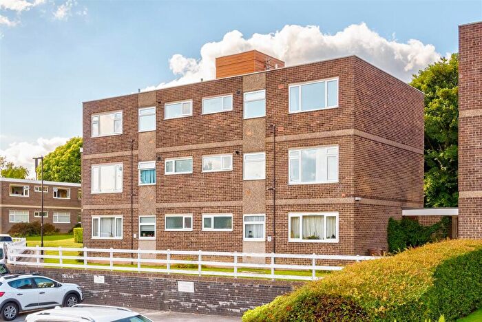 2 Bedroom Flat To Rent In Hallam Grange Close, Fulwood, Sheffield, S10