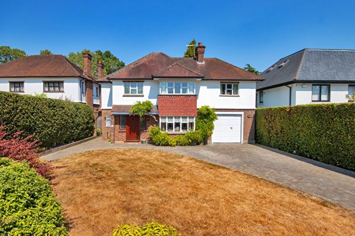 4 Bedroom Detached House For Sale In Uplands Way, Sevenoaks, Kent, TN13