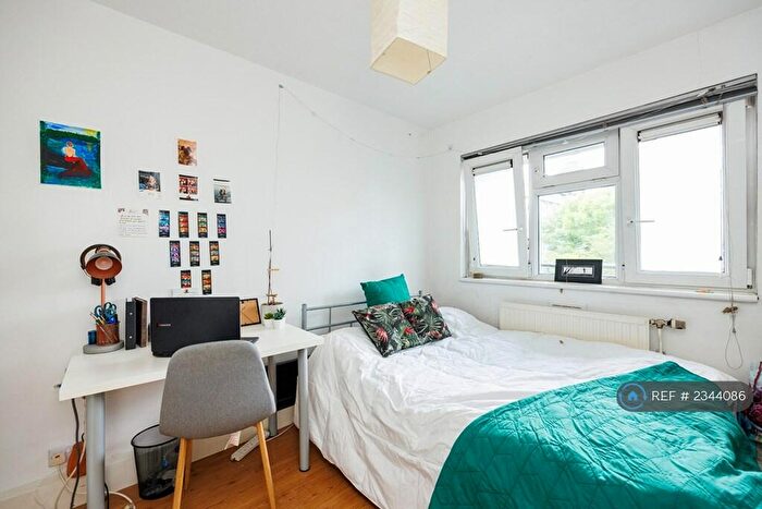 4 Bedroom Flat To Rent In Barnabas House, London, EC1V