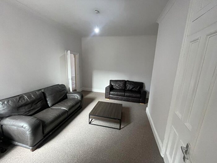 2 Bedroom Flat To Rent In Forsyth Road, Newcastle Upon Tyne, NE2