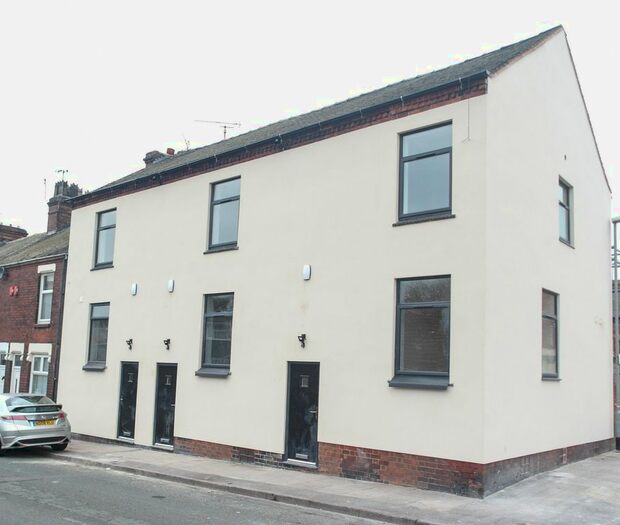 2 Bedroom Town House To Rent In Sun Street, Hanley, Stoke-On-Trent ST1