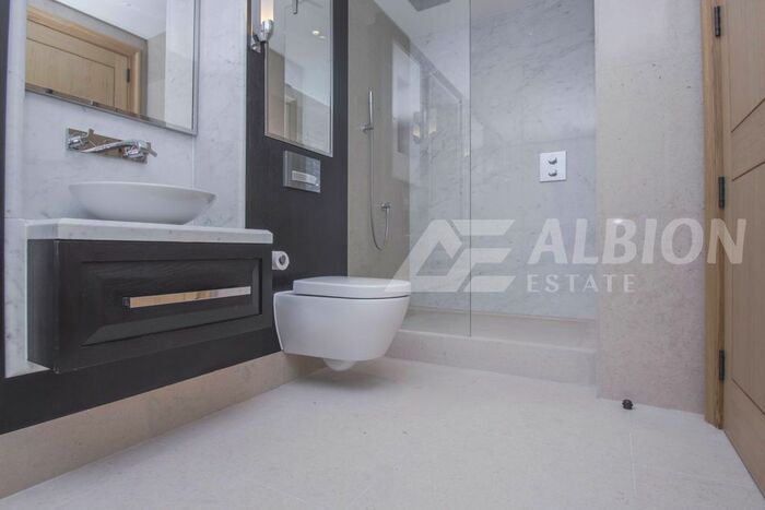 2 Bedroom Flat For Sale In John Islip Street, London, SW1P