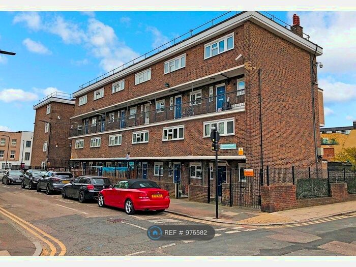 2 Bedroom Flat To Rent In Dunloe Court, London, E2