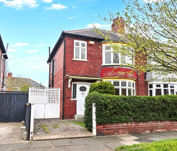 2 Bedroom Semi Detached House For Sale In Carnaby Road, Darlington, DL1