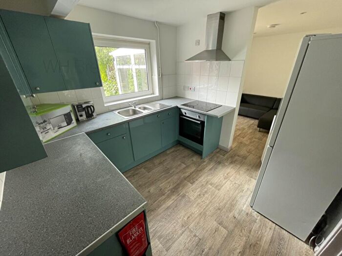 4 Bedroom Semi-Detached House To Rent In Crown Gardens, Canterbury, CT2