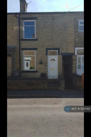 2 Bedroom Terraced House To Rent In Crown Street, Brighouse, HD6