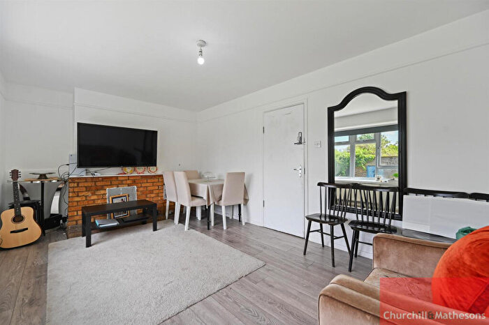 2 Bedroom Flat For Sale In All Souls Avenue, Kensal Rise, NW10