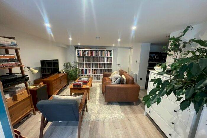 1 Bedroom Flat To Rent In Goulden Road, Manchester, M20