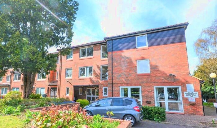 1 Bedroom Property To Rent In Elstree Road, Bushey Heath, Bushey, WD23