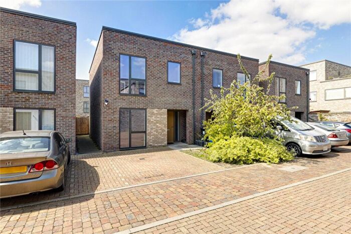 3 Bedroom Semi Detached House For Sale In Knightly Avenue, Cambridge, Cambridgeshire, CB2