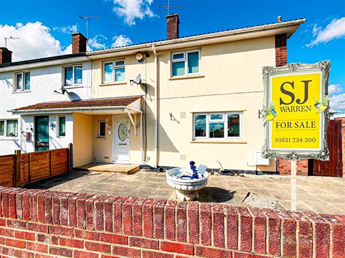 3 Bedroom Semi-Detached House For Sale In Orchard Road, Southminster, CM0
