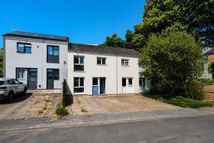 3 Bedroom Terraced House For Sale In Matheson Road, Lordshill, Southampton, SO16