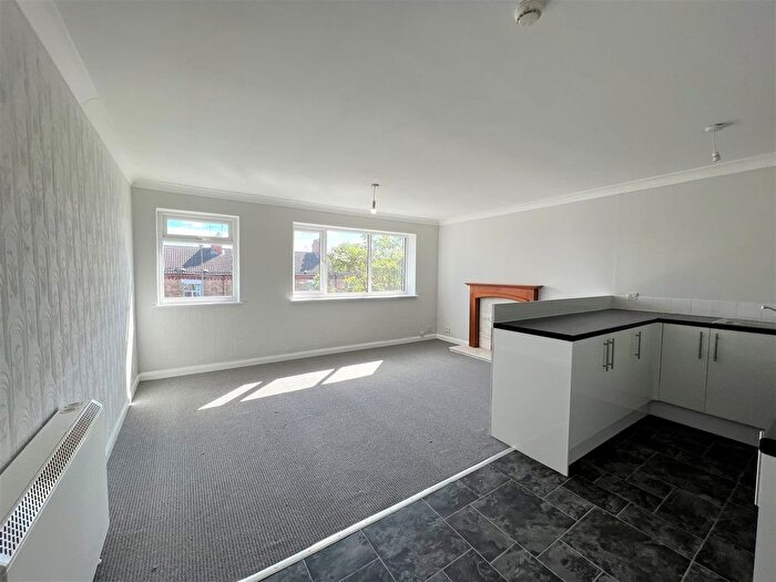 2 Bedroom Flat To Rent In Coultas Court, Albert Avenue, Hull, HU3