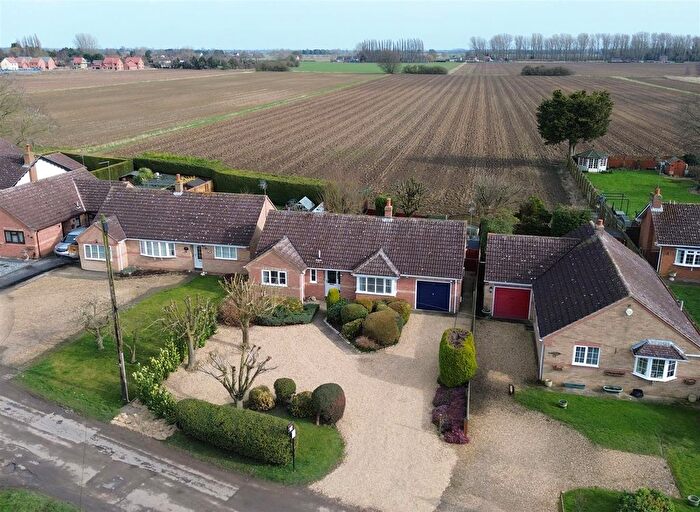 2 Bedroom Detached Bungalow For Sale In Woodgate Road, Moulton Chapel, Spalding, PE12