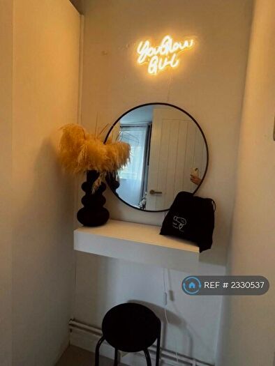 1 Bedroom Flat To Rent In Port Dinorwic Marina, Y Felinheli, LL56