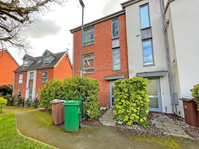 4 Bedroom Terraced House To Rent In Nazareth Road, Nottingham, NG7