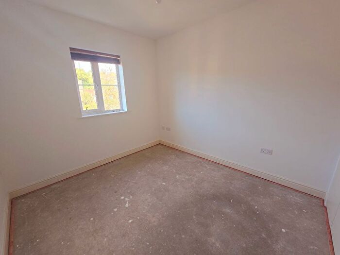 1 Bedroom Flat For Sale In Longacres, Bridgend, Mid Glamorgan, CF31