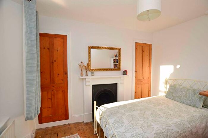 3 Bedroom Terraced House For Sale In Burton Street, Brixham, TQ5