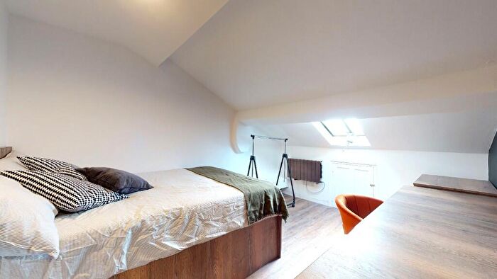 1 Bedroom Flat To Rent In Flat, Shaw Street, Liverpool, Merseyside, L6