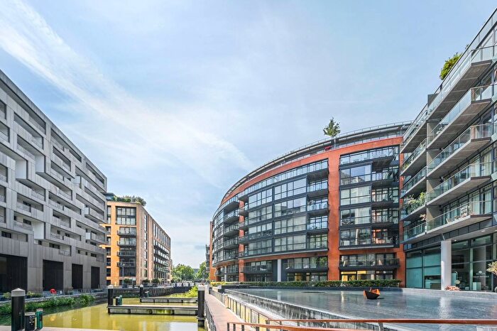 1 Bedroom Flat To Rent In Grosvenor Waterside, Pimlico, London, SW1W