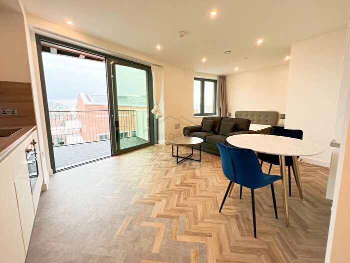 1 Bedroom Flat To Rent In London, E3