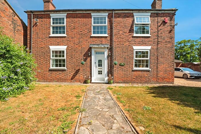4 Bedroom Detached House For Sale In Townside, East Halton, DN40