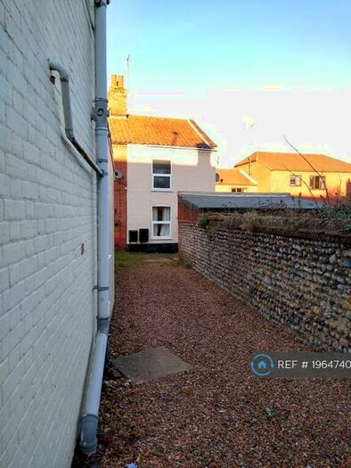 2 Bedroom Terraced House To Rent In Cromer Road, North Walsham, NR28