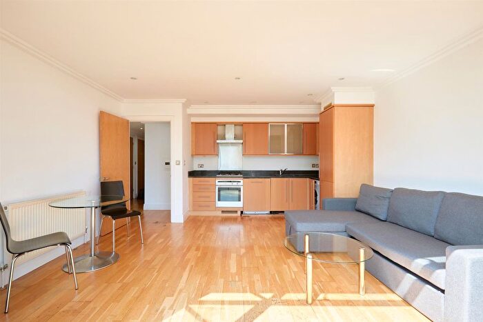 1 Bedroom Flat To Rent In Point Wharf Lane, Brentford, TW8