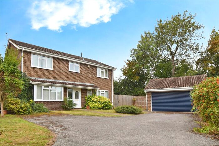 5 Bedroom Detached House For Sale In Beamish Way, Winslow, MK18