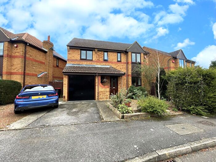 4 Bedroom Detached House To Rent In Cartmel Close, Bletchley, MK3