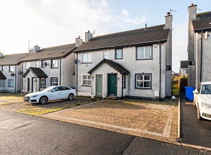 3 Bedroom Semi-Detached House For Sale In Cairndore Grange, Newtownards, BT23
