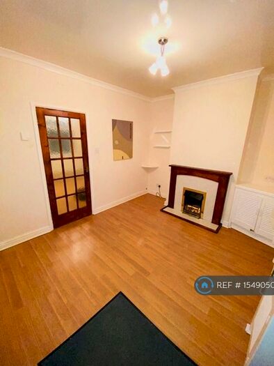 2 Bedroom Terraced House To Rent In Bank Street, Stoke-On-Trent, ST6