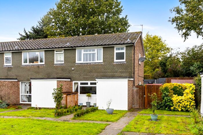 3 Bedroom End Of Terrace House For Sale In Saville Gardens, Billingshurst, RH14