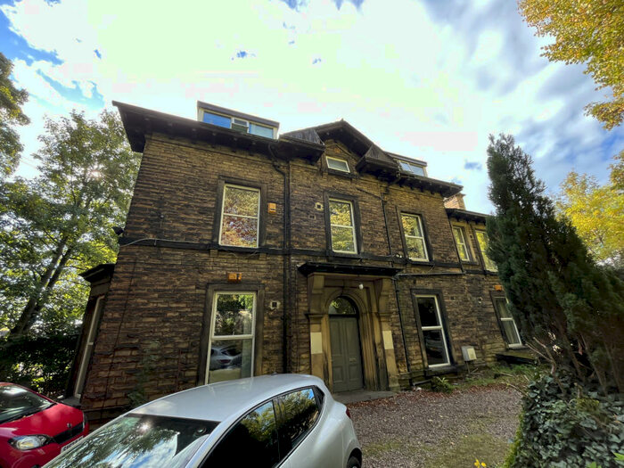 12 Bedroom Terraced House To Rent In Grosvenor Road, Leeds, LS6