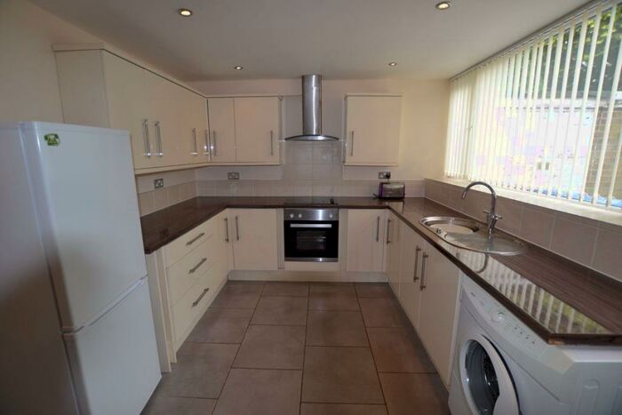 4 Bedroom House To Rent In Available St July -, DE1