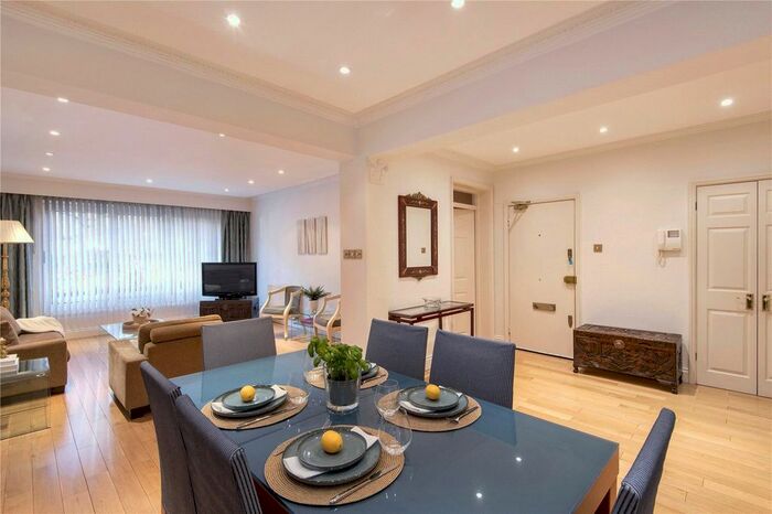 2 Bedroom Flat To Rent In Montrose Court, Princes Gate, London, SW7