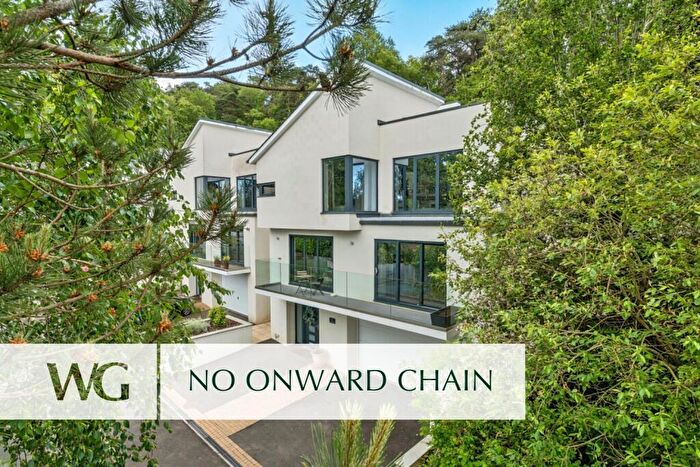 4 Bedroom Detached House For Sale In Exeter, Devon, EX4