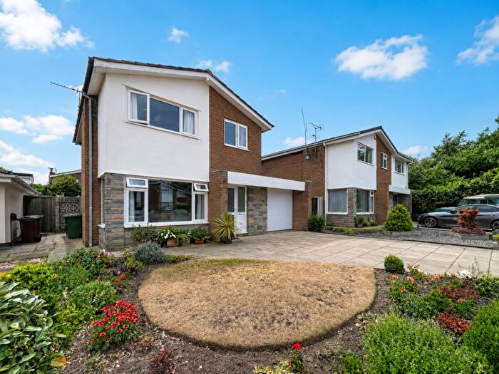 3 Bedroom Detached House For Sale In Arden Close, Southport, Merseyside, PR8