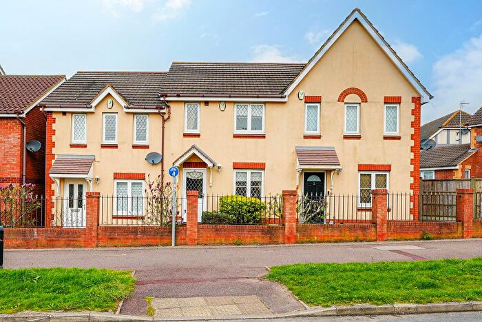 2 Bedroom Terraced House For Sale In Roundel Drive, Leighton Buzzard, LU7