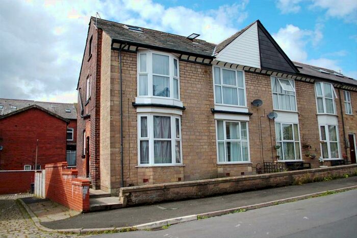 1 Bedroom Flat To Rent In Hartington Road, Bolton, BL1
