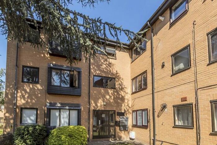 Studio To Rent In Wilkinson Way, London, W4